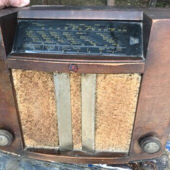Staré lampové radio Philips - 1