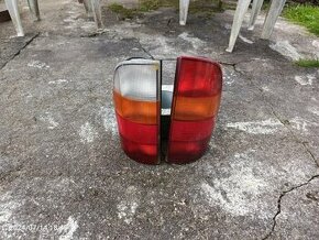 prodám 2 zadní lampy na vw caddy