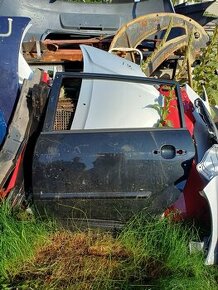 Toyota corolla verso levé zadní dvere
