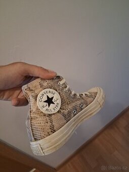 Converse boty hadí vzor