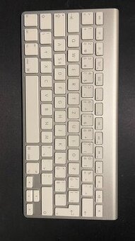 Bezdrátová klávesnice Apple model A1314