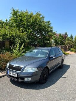 Škoda Octavia II L&K 2.0TDI, PDC, Navi