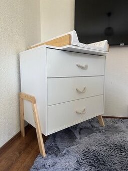 Přebalovací stůl - 1