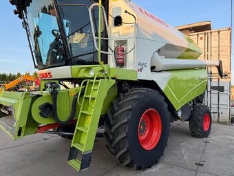 Sklízecí mlátička Claas Tucano 450 Heder V660, rok výroby 20