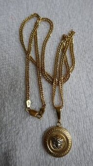 ZLATÝ ŘETÍZEK S PŘÍVĚSKEM VERSACE 8.17G//56.5CM/8MM/14 KARÁT