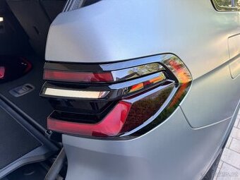 Zadní pravé světlo BMW X7 2023