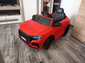 Prodám elektricke autíčko syn nevyužívá 737105501