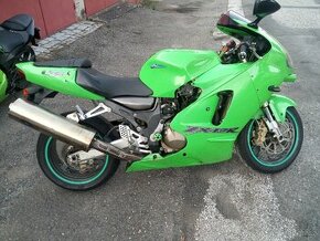 Kawasaki Ninja ZX12R