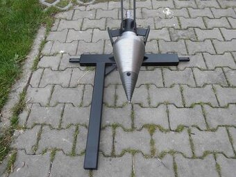 Kuželová štípačka dřeva za traktor - malotraktor