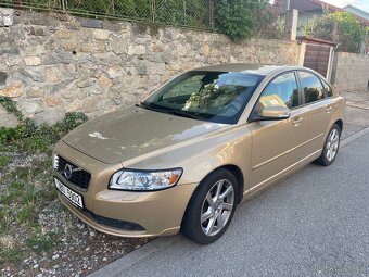 Volvo S40 D5