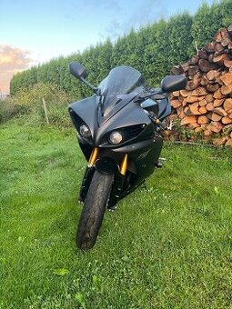 Yamaha r1 Big bang - 1