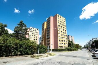 Prodej družstevního bytu 3+1 87m2 s lodžií 6m2 a sklepem 4m2