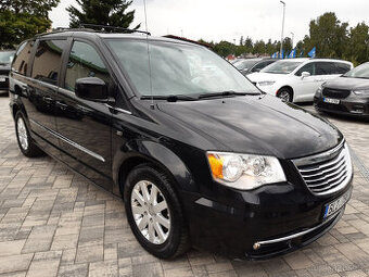 Chrysler Town & Country 3.6L V6 Touring L,7míst, LPG