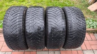 ZIMNÍ SADA 225/50R17 94H 5,5-7MM DUNLOP