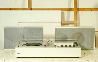 BRAUN Audio 1M ^ Rádio a gramofon ^ + reproduktory