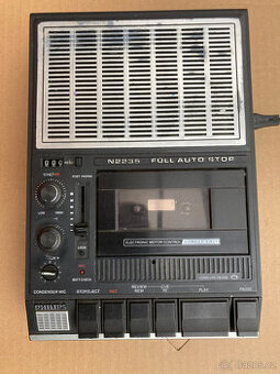 Magnetofon kazetový přenosný PHILIPS N 2235 za 1.000 kč