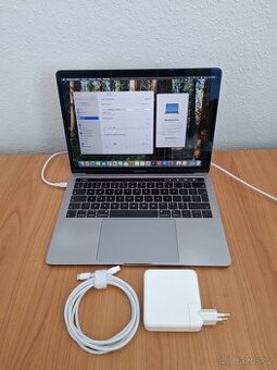 MacBook PRO 13 palců i7 8.Gen 16 RAM 512SSD