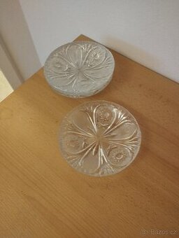 Křišťálové talířky