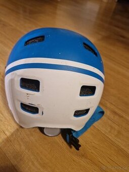 Helma dětská 52-55cm