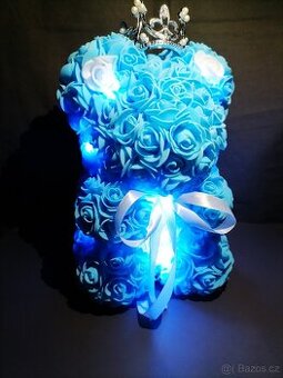 Medvídek z pěnových růží - Modrý - Svítící