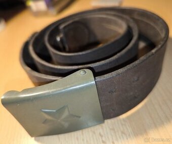 Starý kožený opasek ČSLA, 100 cm.