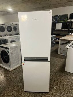 Lednička Whirlpool 1.8m