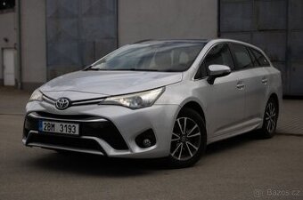 Toyota Avensis, bez investic