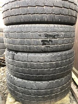 215/70 R15 C  zátěžove pneu na dodavku