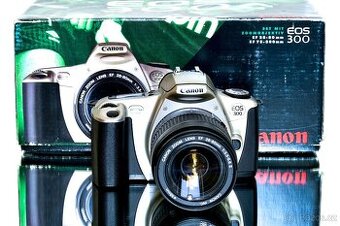 Canon 300 + 28-80mm Stav NOVÉHO