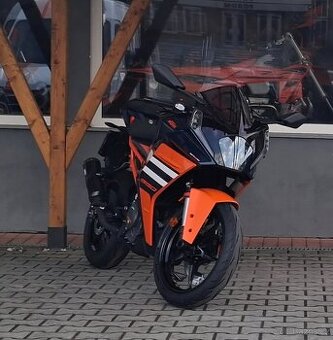 KTM RC 390 - nový stroj , v tovární záruce