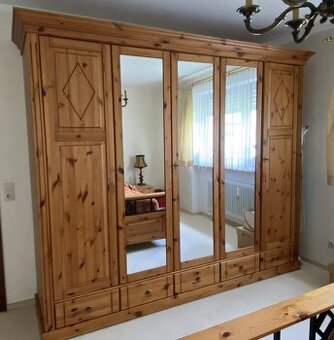 Masivní ložnice (3557)