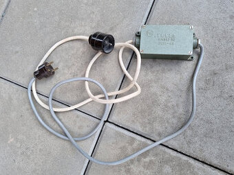Tesla WN852 02