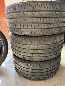 285/40 R21 letní