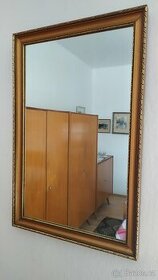 Staré zrcadlo ze 60. let