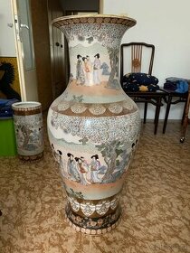 Stará čínská váza