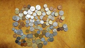 Sbírka mincí, bankovek a odznaků
