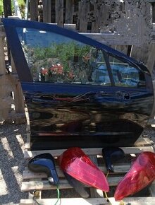 Peugeot 308 dveře, zrcátka,zadní světla - 1