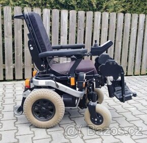 Elektrický invalidní vozík Meyra Sprint GT.
