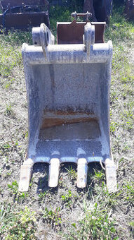 PODKOPOVÁ LŽÍCE CAT 313