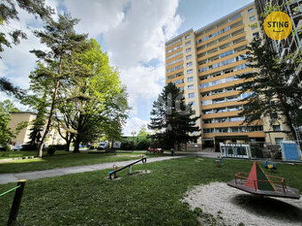 Prodej bytu 3+1 se dvěma lodžiemi v Šumperku, 132043