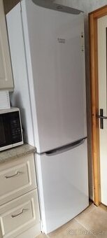 Kombinovaná chladnička/mrazák Hotpoint Ariston SBL 2031 V/HA