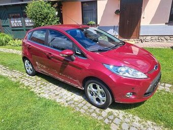 Ford fiesta 1.4i 71kw Titanium