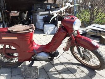 Jawa pionýr 555