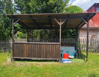 Zahradní pergola