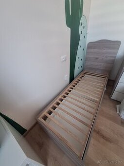 Rostoucí postel