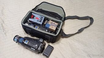 Prodám VHS-C camcorder zn. JVC s příslušenstvím