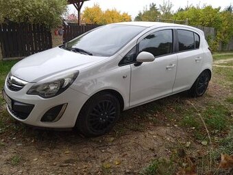 Opel Corsa, 1.4, původ ČR, pravidelný servis - 1