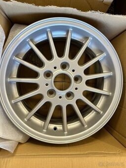 Sada disků BMW Styling 32 (7Jx16 ET:34)