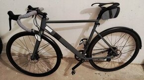 Silniční kolo do nečasu