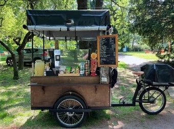 Mobilní kavárna na kole – gastronomický pojízdný vozík